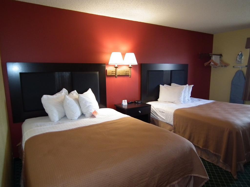 Howard Johnson by Wyndham Near Schlitterbahn New Braunfels Exterior foto